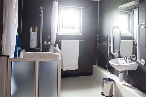 An Acarsaid Accessible Ensuite